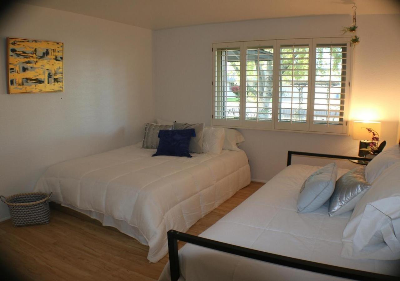 Tempe Escape With Heated Pool, Billiards & Firepit Fun Villa Bagian luar foto